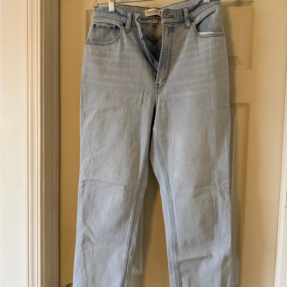 Abercrombie Ankle Straight Ultra High Rise  Blue Jeans